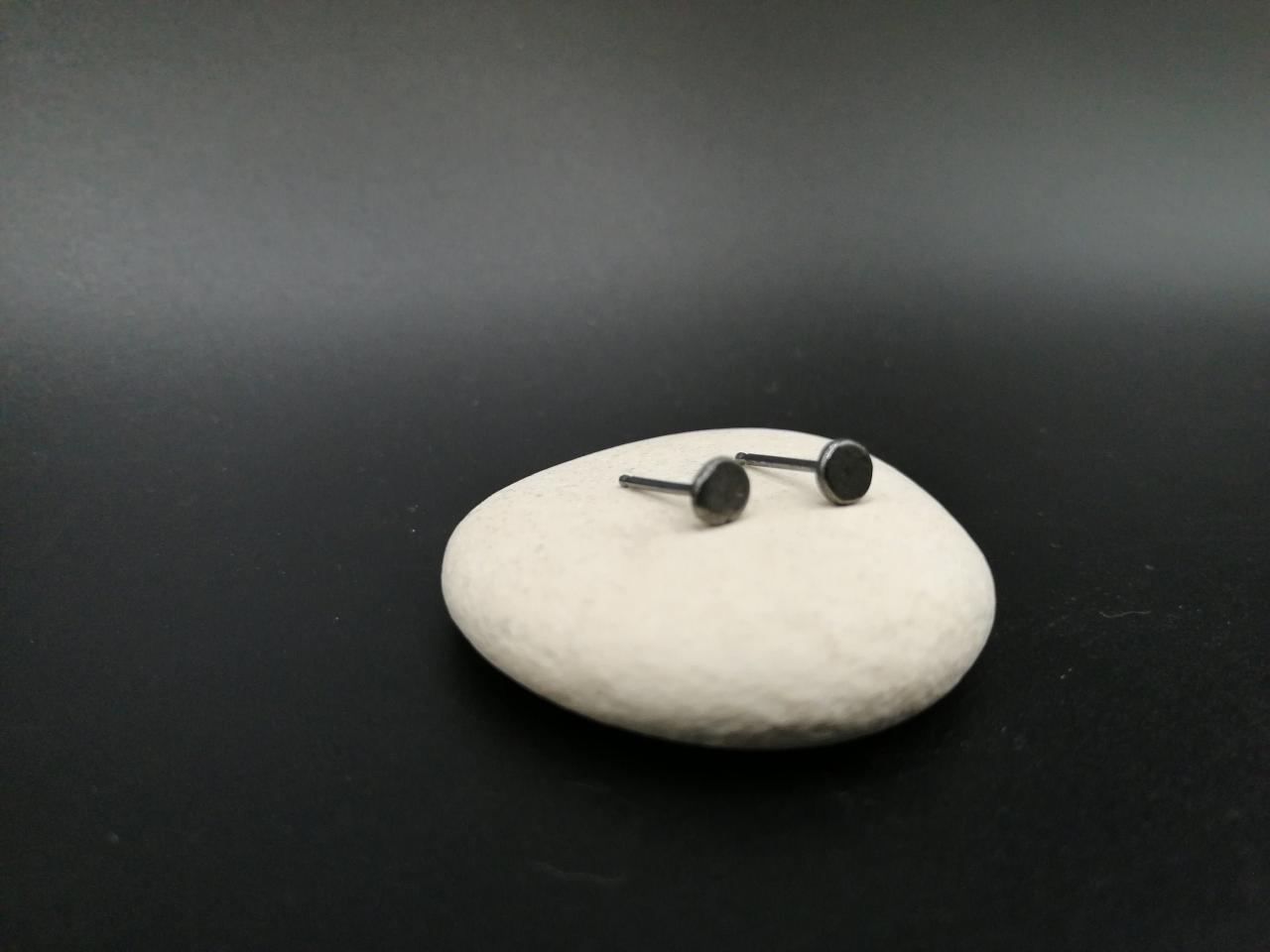 Mens Earrings Dark Silver Nail Dot Stud Earrings Minimalist Small Sterling Silver Unisex Posts Gift For Him Black Earrings 4mm Cartilage